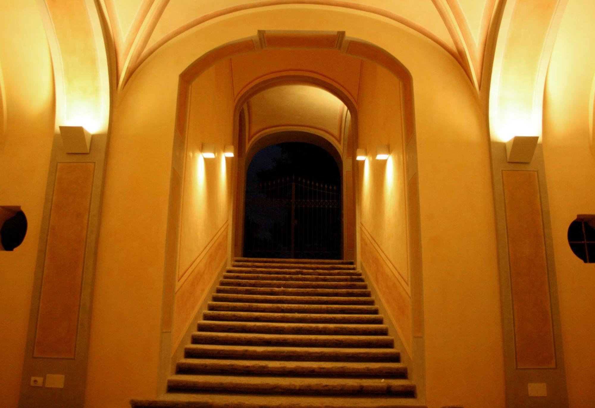 Aparthotel Avellino Historic 3*
